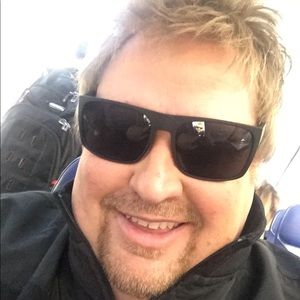 Meet your Posher, Gary